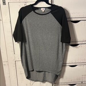 LuLaRoe Black and Gray Raglan Tee